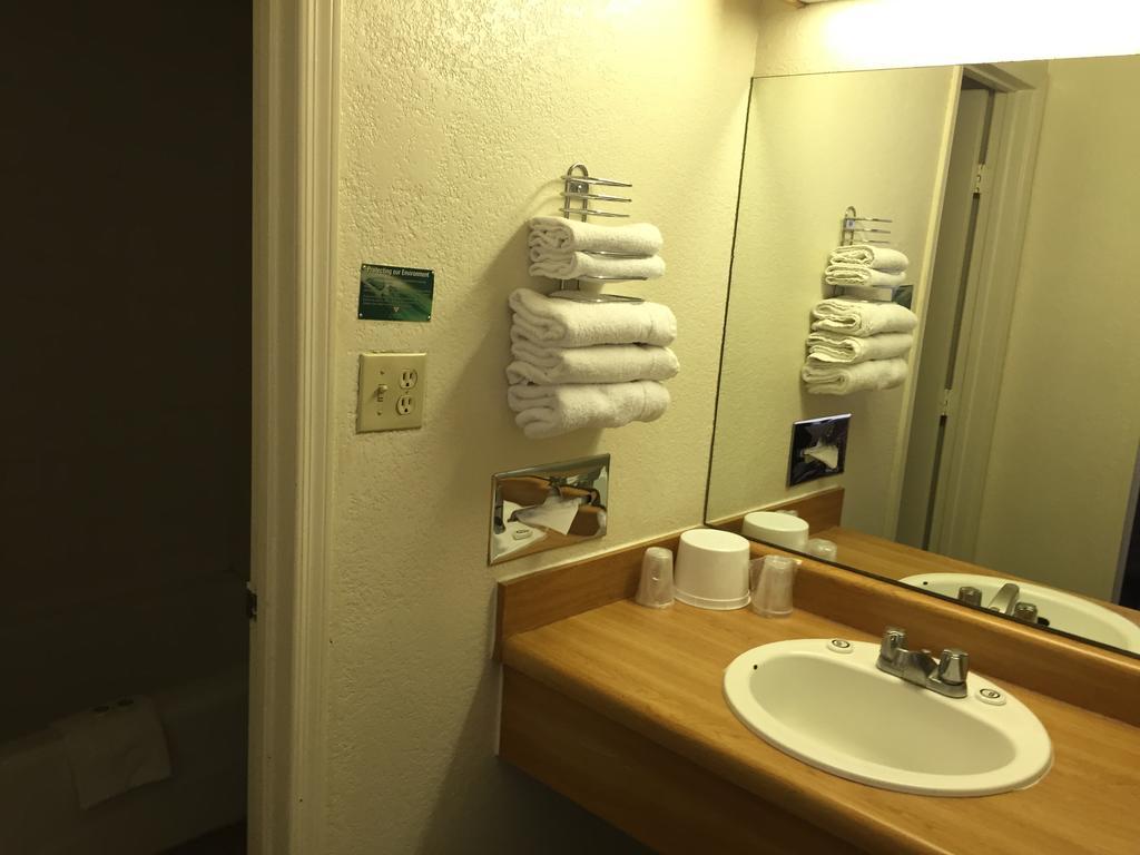 Ez 8 Motel Airporter Phoenix Rum bild